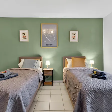 7 Schlafplätze - Wlan, Terasse, Parkplatz, Küche Apartment *
